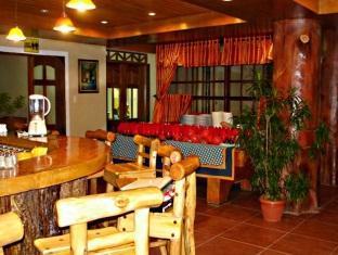 White Beach Resort Bar & Restaurant ปูแอร์โตกาเลรา ภายนอก รูปภาพ